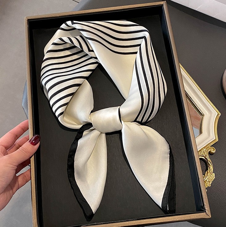 Luxury Fashion Print 70*70cm S - đánh giá và giá Women Bags Online
