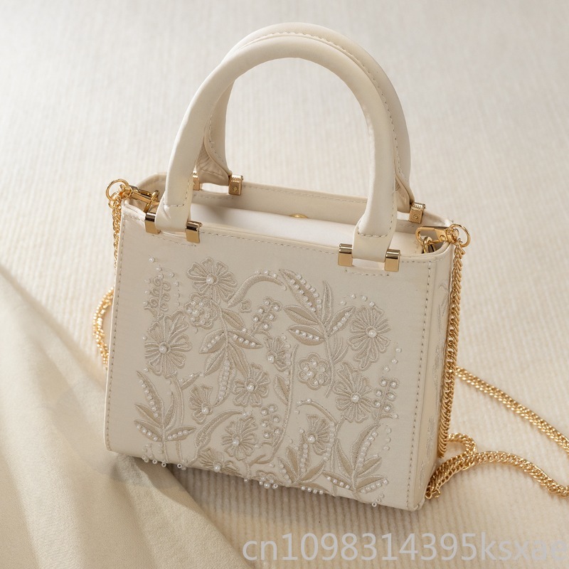 Embroidered Pearl Handbag Vint - đánh giá và giá Top Handle Structured
